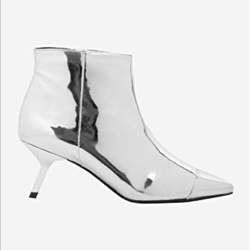 Silver Boot - Picture 2 of 4